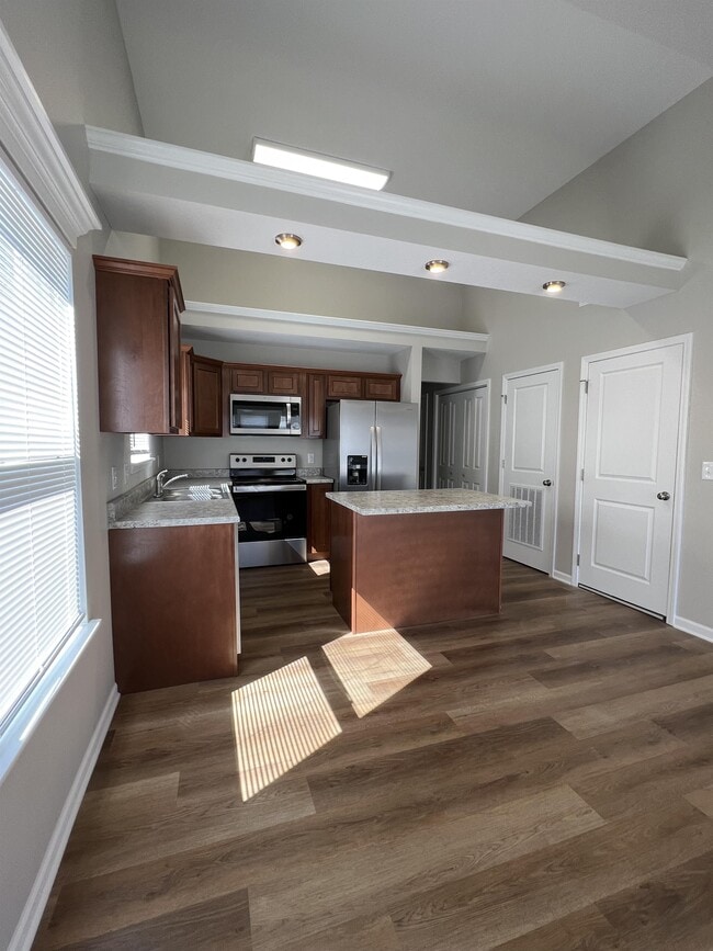 Building Photo - 132 SW 145th Rd