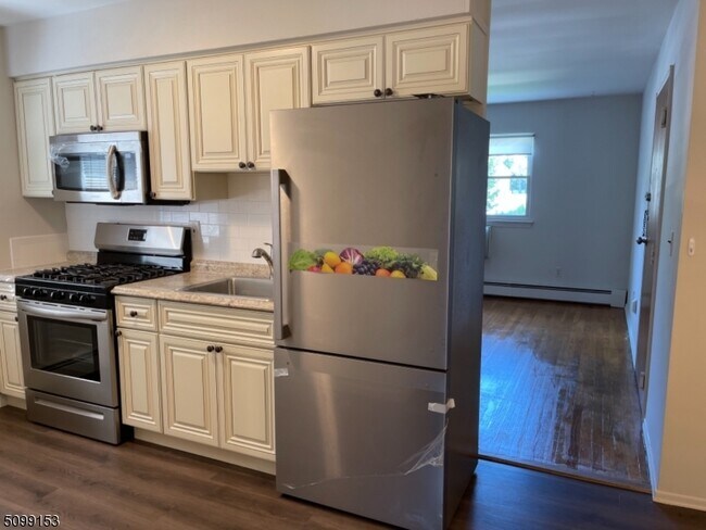 Foto del edificio - 52 Naples Ave