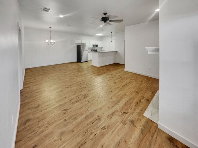 Building Photo - 2747 137th St