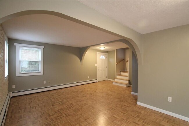 Building Photo - 41 Harmony Dr