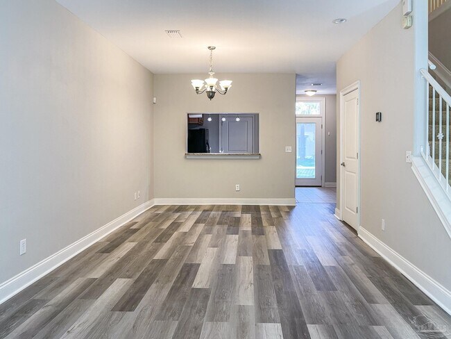 Foto del edificio - 6071 Valhalla Ave