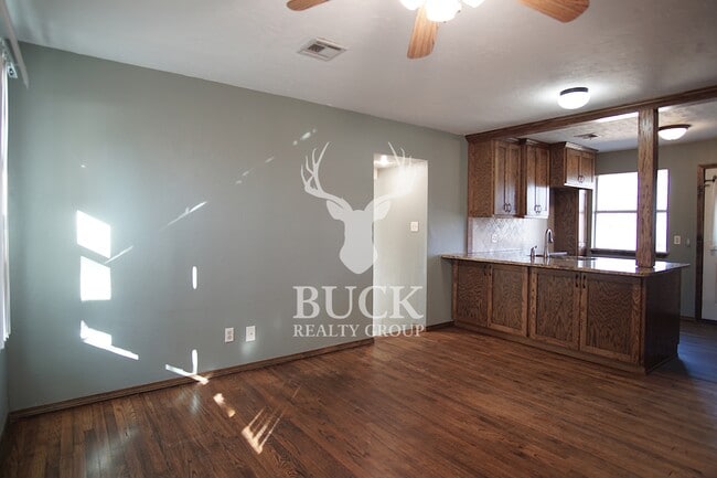 Photo - 9312 Mahler Pl House