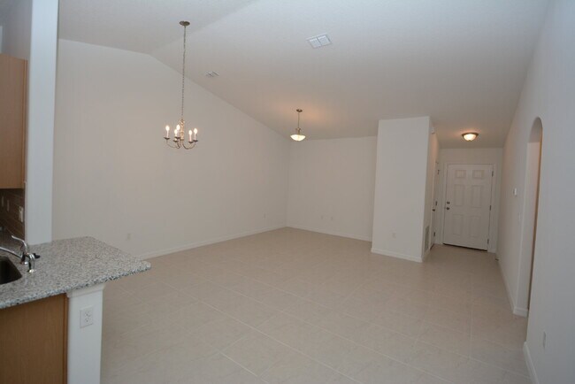 Building Photo - "Charming 3-Bedroom Duplex with Granite El...