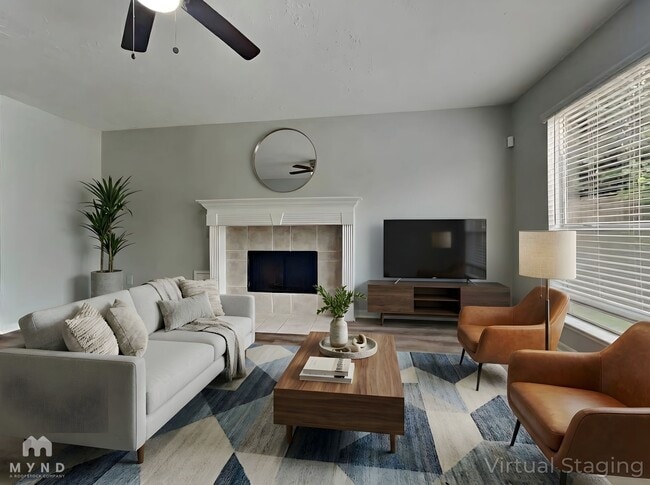 Building Photo - 22715 Tara Way Dr