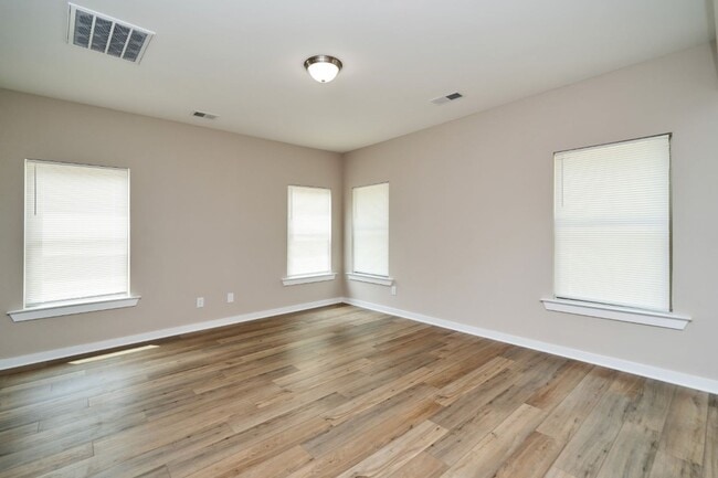 Foto del edificio - Move-In Special! Pay only ½ of your first ...