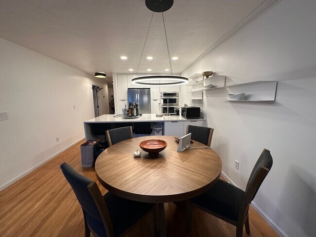 Foto del edificio - 46 Pointe Rok Dr