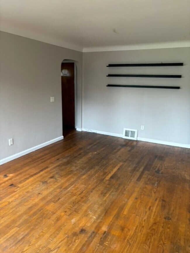 Foto del edificio - 829 Marcia St SW