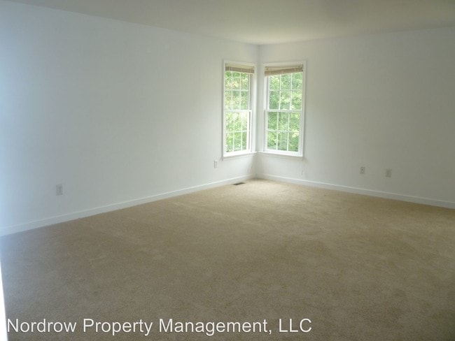 Building Photo - 9504 Hungary Woods Dr