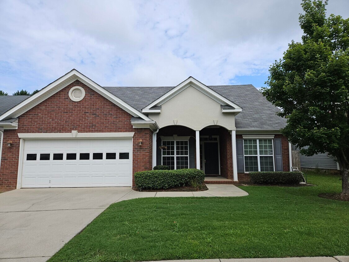 Foto principal - 1112 Windwood St