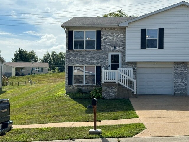Primary Photo - 334 Oak Ridge Pkwy