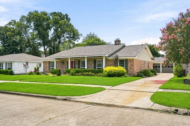 Building Photo - 6131 Yarwell Dr