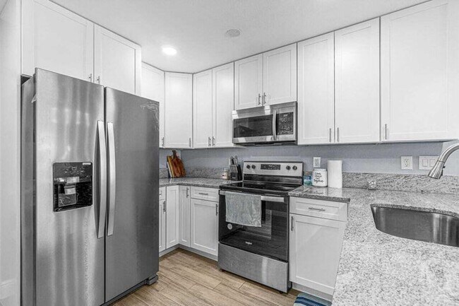 Foto del edificio - 311 SW 7th Ave