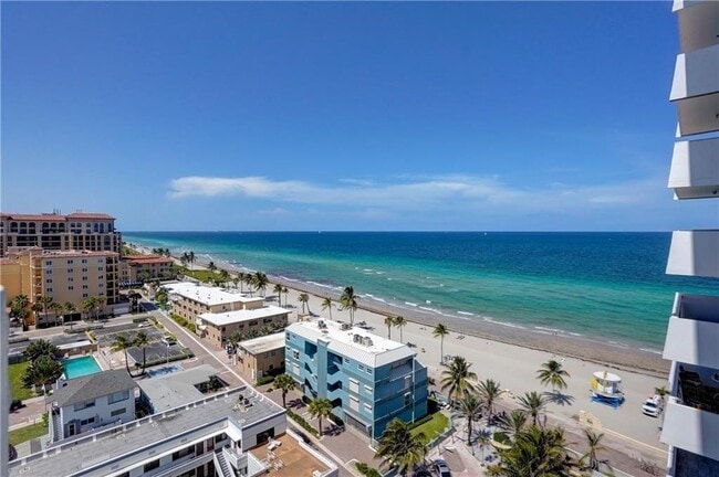 Building Photo - 3111 N Ocean Dr