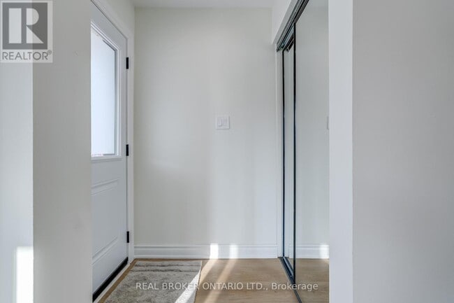 Building Photo - 75 Hummingbird Dr