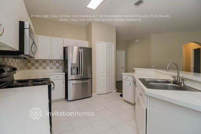Building Photo - 3704 Golden Eagle Dr