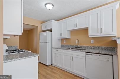 Foto del edificio - 7253 Crestside Dr