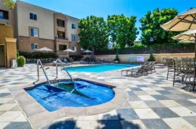 Building Photo - 3550 Lebon Dr