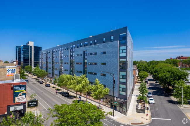 Building Photo - L Logan Square Apartments