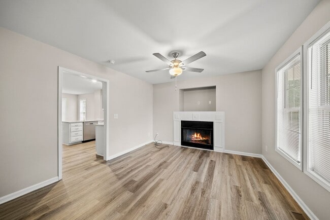 Foto del edificio - 201 Tonylee Ct