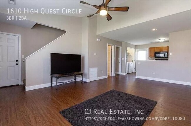 Building Photo - 1610 High Quest Cir