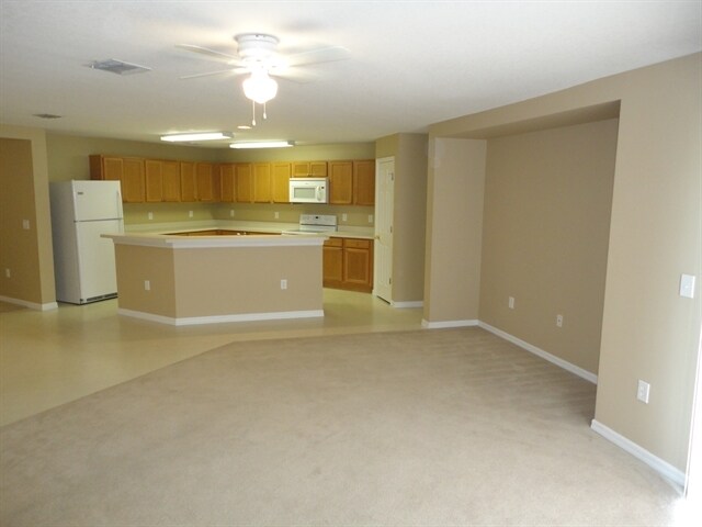 Building Photo - 13719 Phoenix Dr