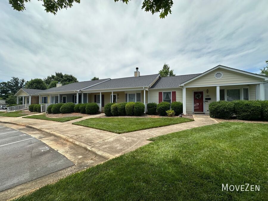 Building Photo - 814 Guilford College Rd