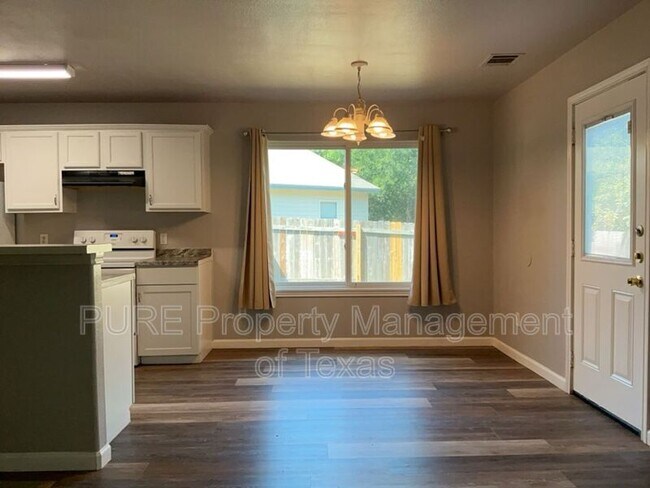 Foto del edificio - 246 Marvin Cove