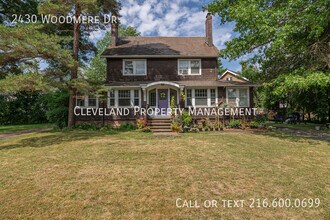 Building Photo - 2430 Woodmere Dr