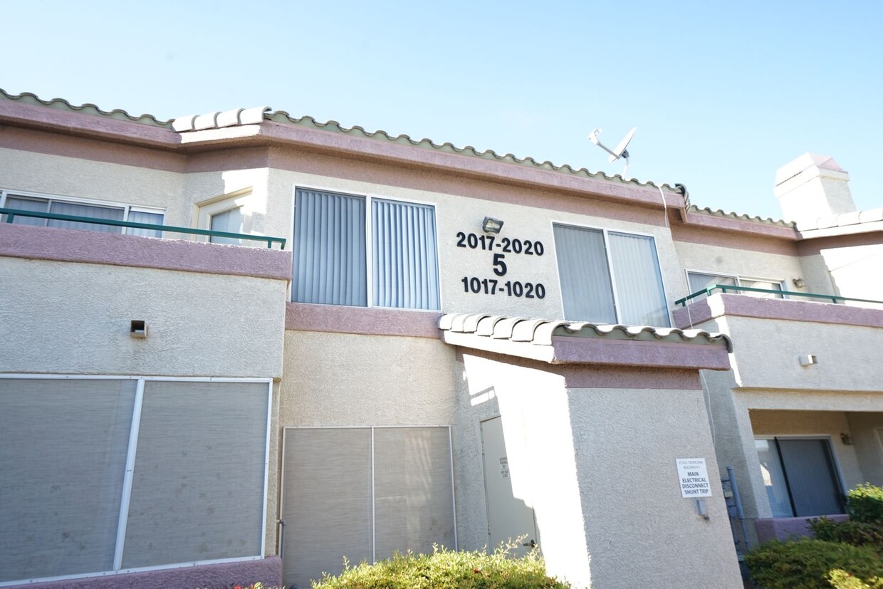 Foto principal - NO SHOWINGS until 12/16/2023