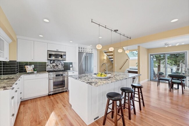 Building Photo - 599 Northstar Ct