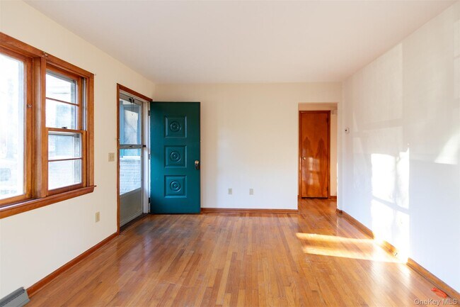 Foto del edificio - 17-19-19 Cramer Rd