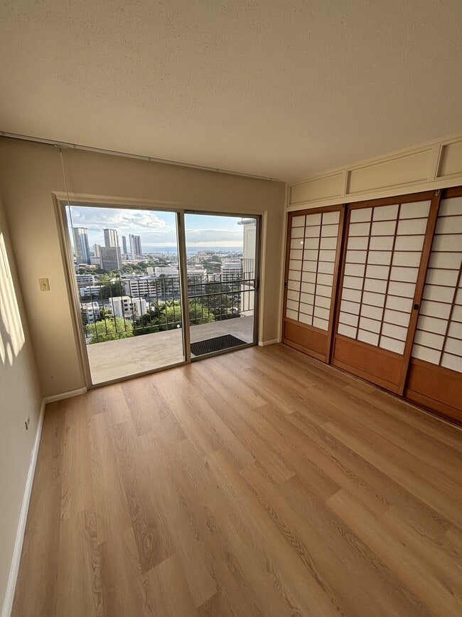 Foto del edificio - 625 Iolani Ave