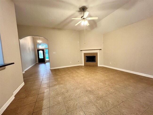 Building Photo - 30511 Riverstone Springs Dr