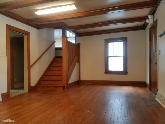 Building Photo - 2 br, 1.5 bath House - 135 Wisconsin Avenue