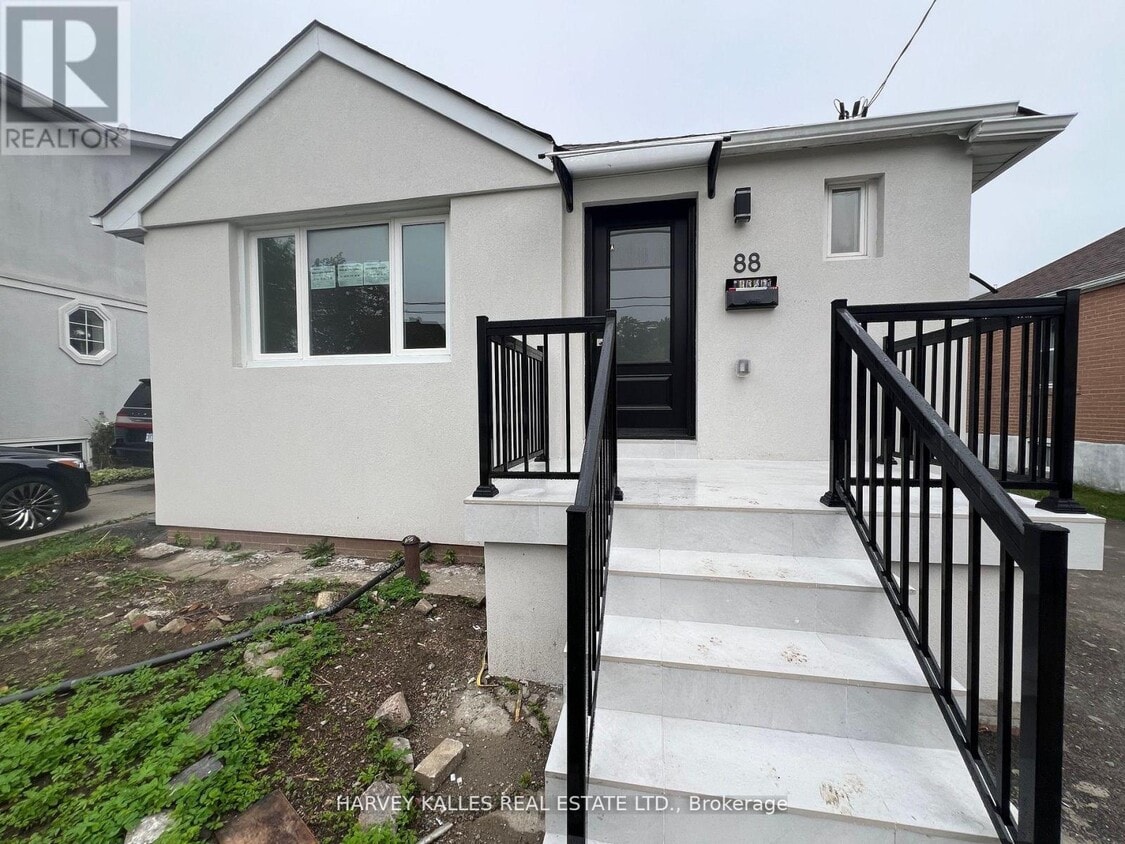 Primary Photo - 88 McAllister Rd