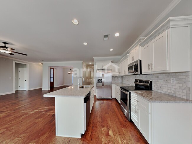 Foto del edificio - 4231 Vineyard Dr