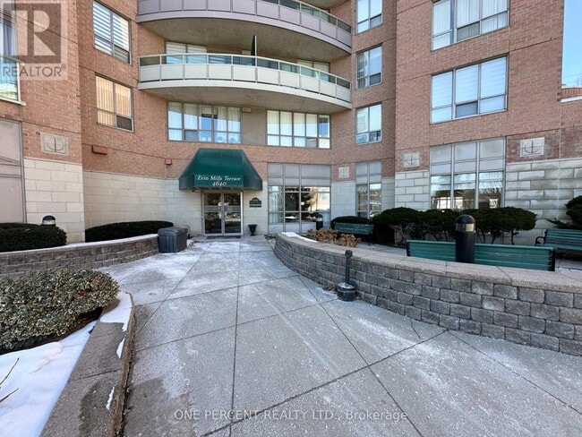 Building Photo - 4640 Kimbermount Ave