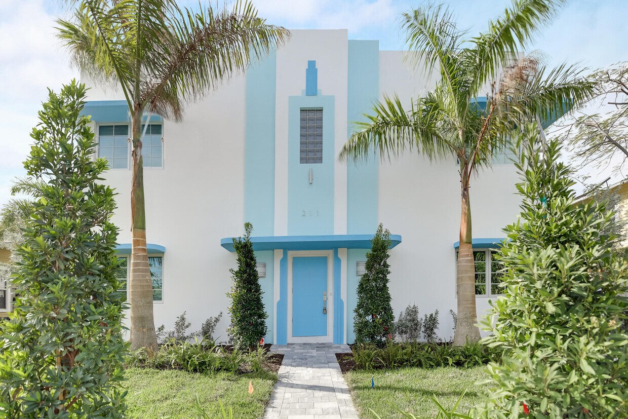 Foto principal - 211 S Ocean Blvd
