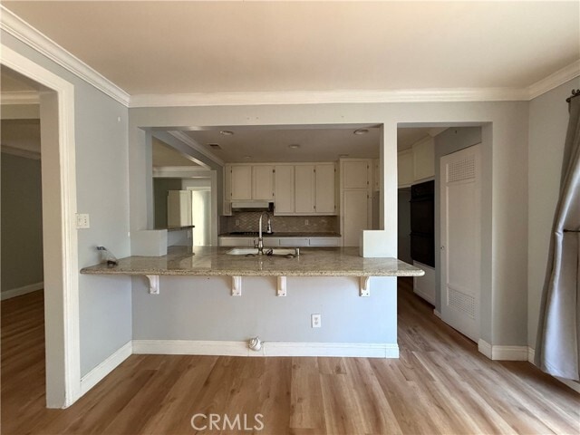 Building Photo - 1701 Victoria Dr