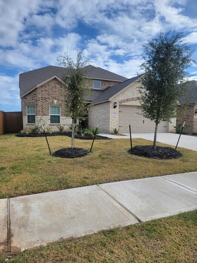 Building Photo - 3053 Myrtle Sunset Dr