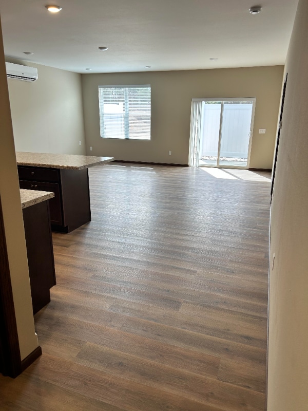 Foto del edificio - 3621 Doolittle Dr