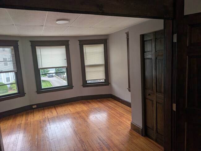 Foto del edificio - 168 Minerva St