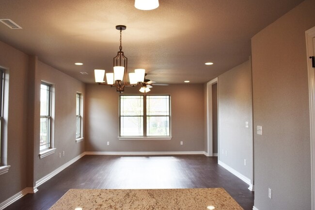 Foto del edificio - 3 Bedroom 2.5 Bathroom Home in Fayetteville AR!
