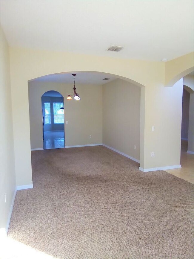 Building Photo - Single Family Home in Sawgrass @ Orlando