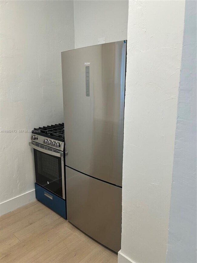 Foto del edificio - 1025 Meridian Ave