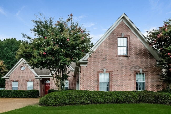Building Photo - 8270 Wesley Woods Cir