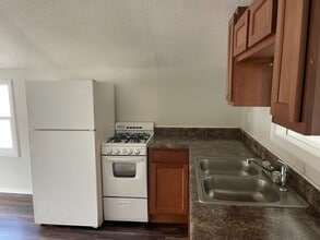 Building Photo - 409 E Campbell Ave