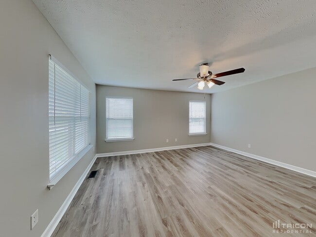 Building Photo - 312 W Winterberry Trail
