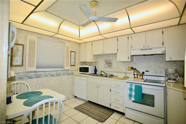 Building Photo - 1466 Myerlee Country Club Blvd