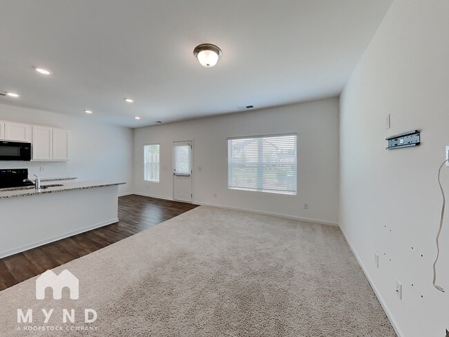 Building Photo - 2989 Ben Park Ln